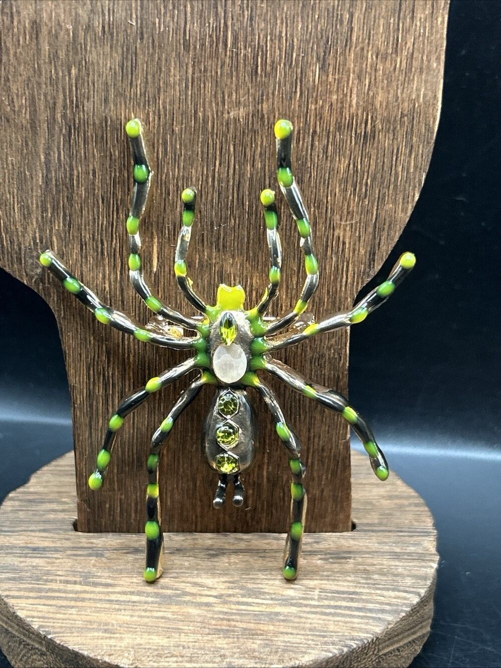 Rhinestone Modern Spider Pin Brooch Gold tone With Green Halloween 3 1/2” Long